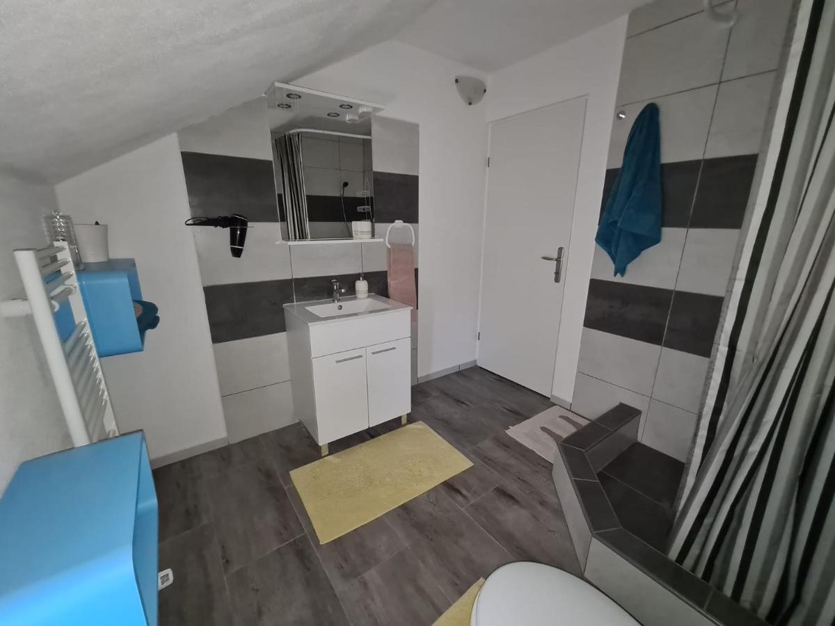Ana Apartment Gracac  Luaran gambar