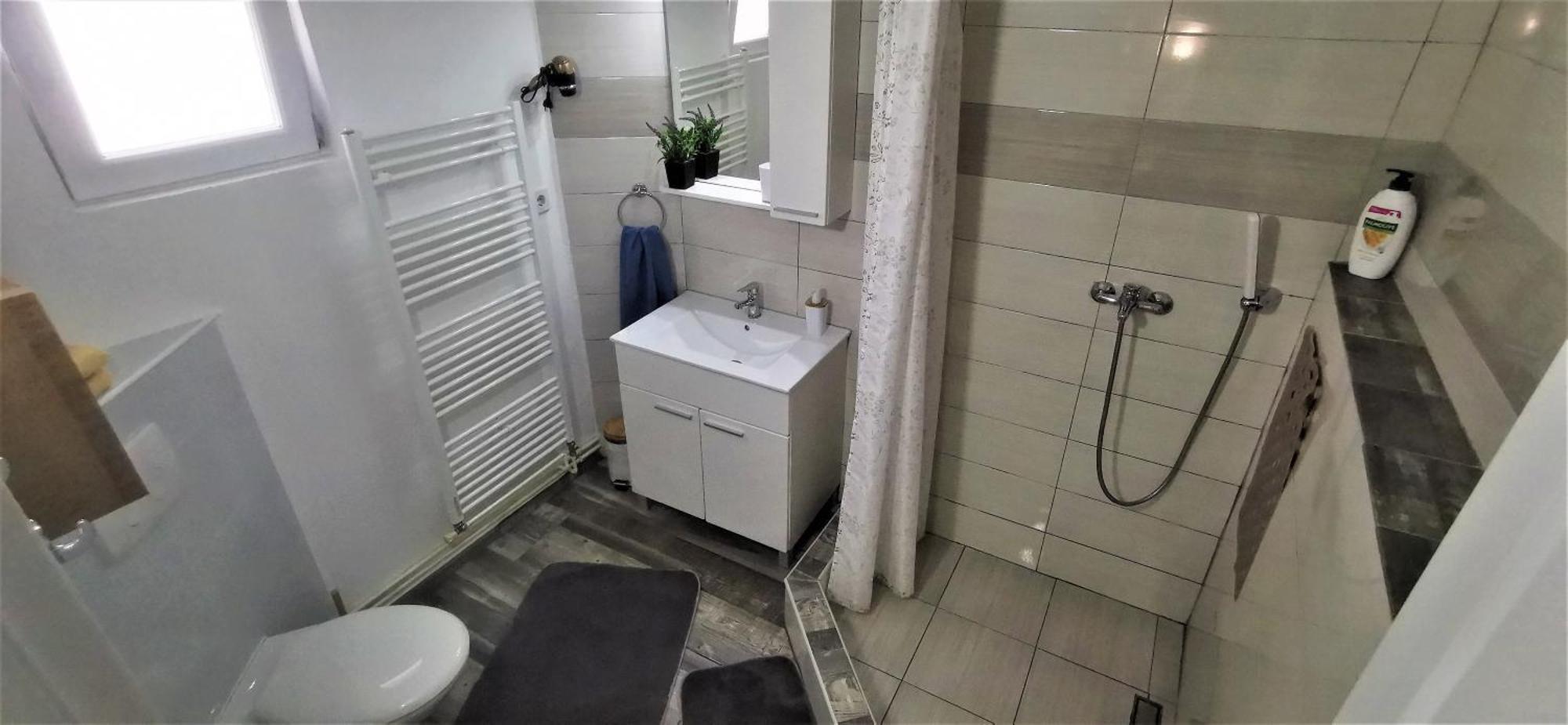 Ana Apartment Gracac  Luaran gambar