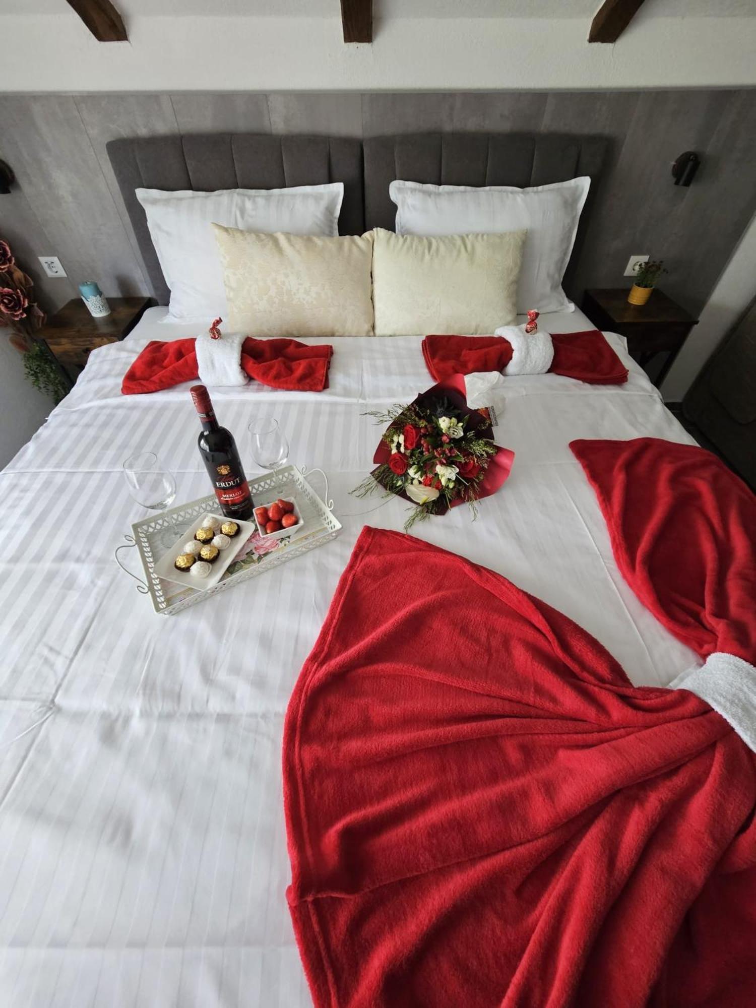 Ana Apartment Gracac  Luaran gambar